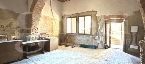 2 bedrooms Apartment in Siena, Italy No. 293946 13