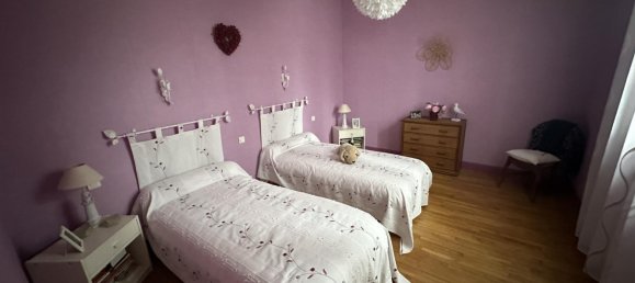 5 Schlafzimmer Haus in Champniers, France, Nr. 301456 9