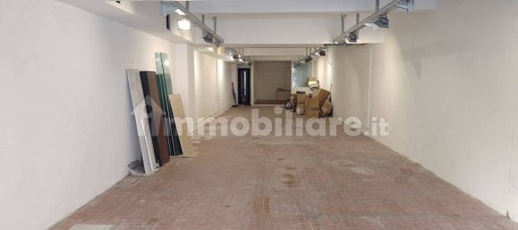 Склад 131м² в Генуя, Италия № 353298 3