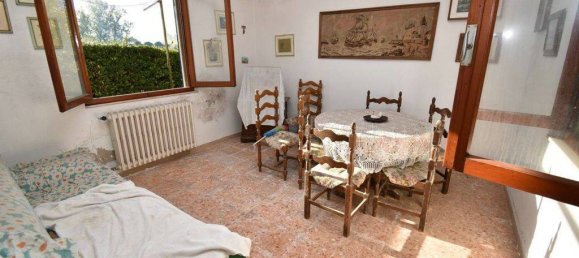 1 bedroom Villa in Forte dei Marmi, Italy No. 133081 6