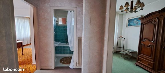 5 bedrooms House in Lingolsheim, France No. 55737 15