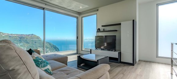 2 bedrooms House in Calheta, Portugal No. 144092 4