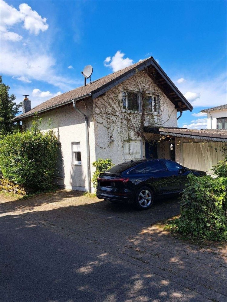 4 غرف نوم منزل في North Rhine-Westphalia, Germany رقم 171725