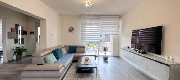 5 bedrooms Villa in Palazzolo sull'Oglio, Italy No. 266196 7