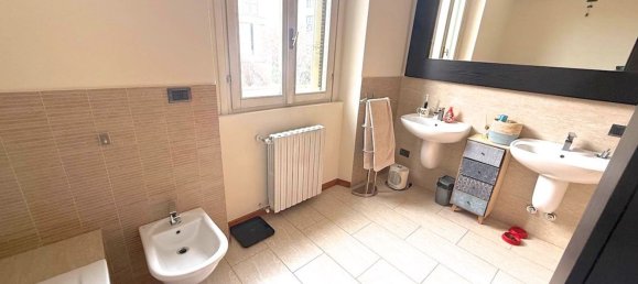 4 rooms Apartment in Monza, Italy No. 159216 11