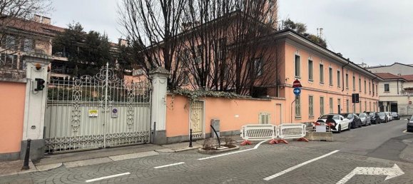 4 rooms Apartment in Monza, Italy No. 159216 6