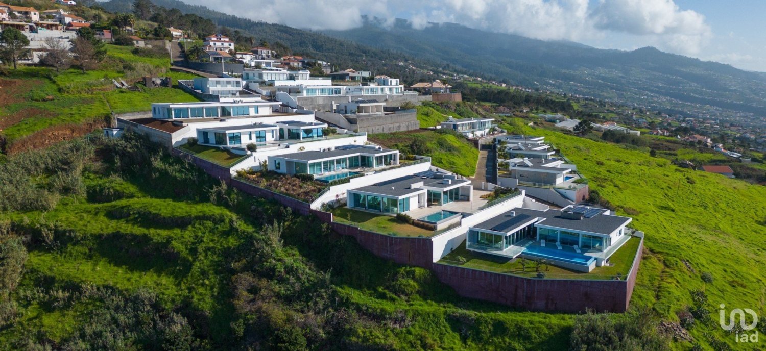 4 bedrooms House in Calheta, Portugal No. 113581