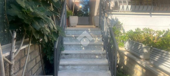 Вилла с 3 спальнями в Рим, Италия № 273419 3