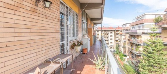 2 bedrooms Apartment in Rome, Italy No. 162653 25