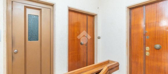 2 bedrooms Apartment in Rome, Italy No. 162653 34