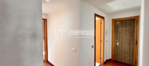 Apartamento de 3 divisões em Milan, Italy N.º 305111 30