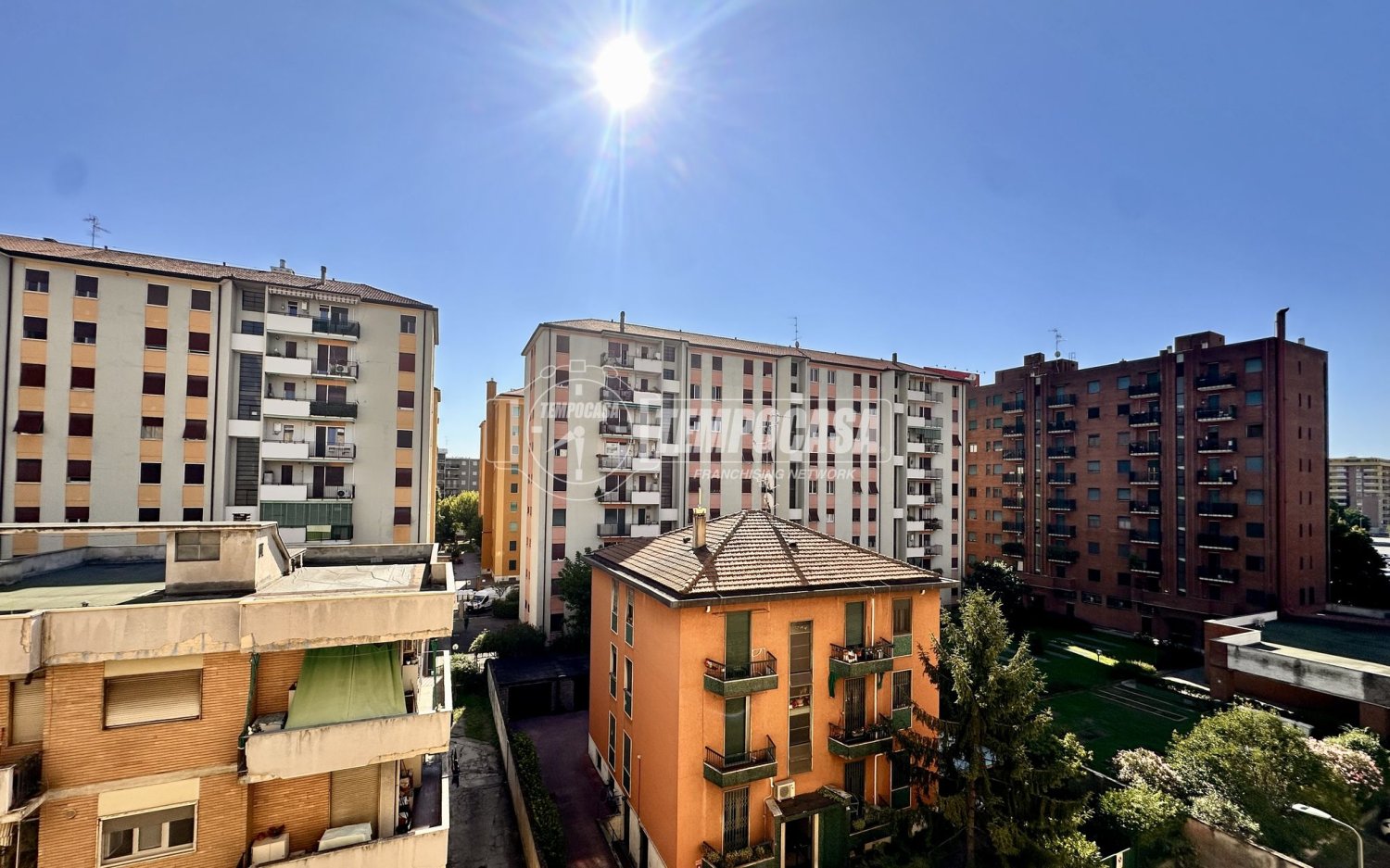 Apartamento de 3 divisões em Milan, Italy N.º 305111