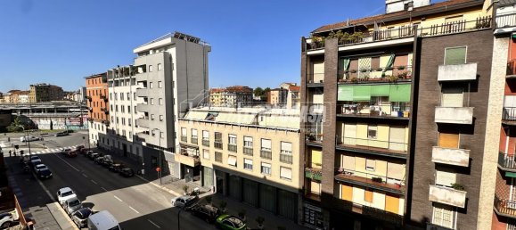 Apartamento de 3 divisões em Milan, Italy N.º 305111 4