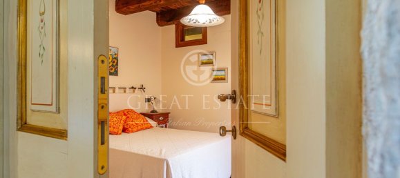 9 rooms House in Campello sul Clitunno, Italy No. 178549 31