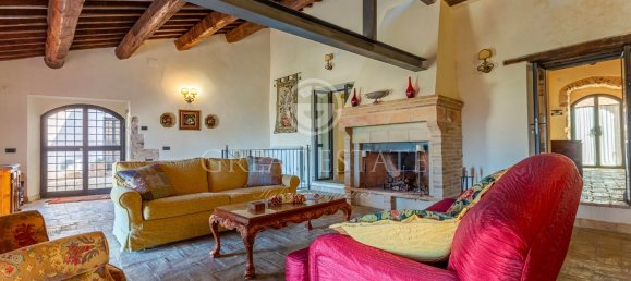 9 rooms House in Campello sul Clitunno, Italy No. 178549 9