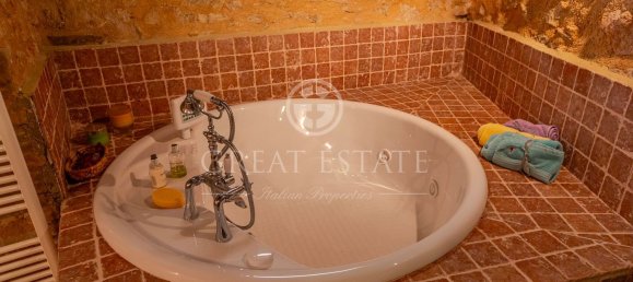 9 rooms House in Campello sul Clitunno, Italy No. 178549 42