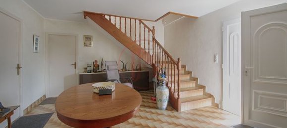 4 bedrooms House in Peyrieu, France No. 314059 15