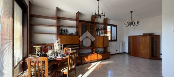 2 Schlafzimmer Wohnung in Gorle, Italy, Nr. 353056 11