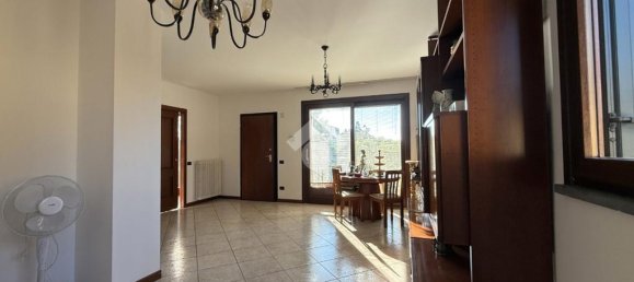 2 Schlafzimmer Wohnung in Gorle, Italy, Nr. 353056 3