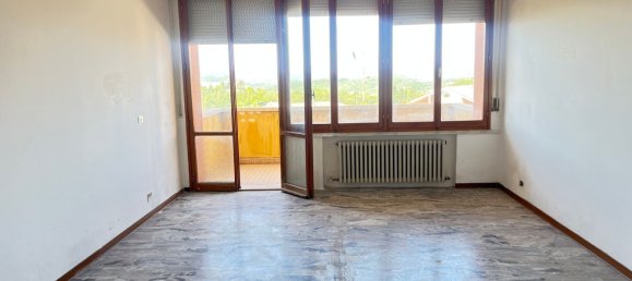 Квартира с 6 комнатами в Пезаро, Италия № 276642 4