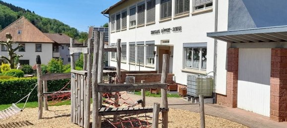 Квартира с 4 комнатами в Штутгарт, Германия № 12055 17