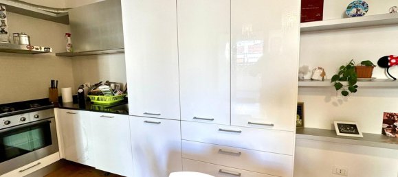 2 bedrooms Apartment in Florence, Italy No. 353119 3