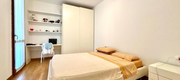 2 bedrooms Apartment in Florence, Italy No. 353119 10