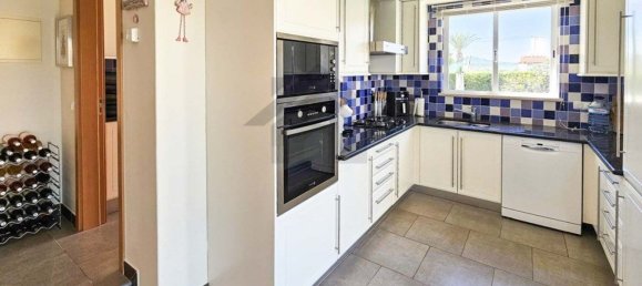 4 Schlafzimmer Haus in Ferragudo, Portugal, Nr. 100449 12