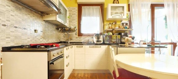 2 bedrooms Apartment in Montesilvano, Italy No. 272495 6