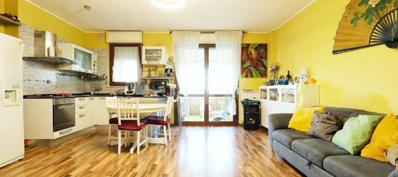 2 bedrooms Apartment in Montesilvano, Italy No. 272495 2