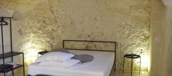 Квартира с 4 комнатами в Матера, Италия № 72882 15