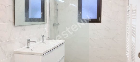 Casa de 3 dormitorios en Cellettes, France No. 84032 6