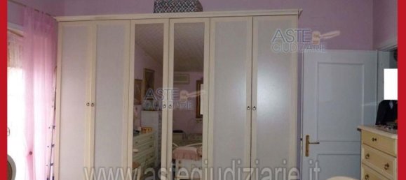 5 bedrooms Apartment in Rome, Italy No. 330859 8