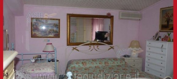 5 bedrooms Apartment in Rome, Italy No. 330859 7