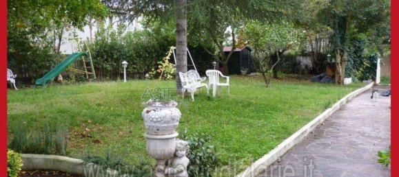 5 bedrooms Apartment in Rome, Italy No. 330859 20