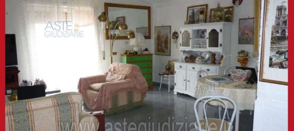 5 bedrooms Apartment in Rome, Italy No. 330859 4