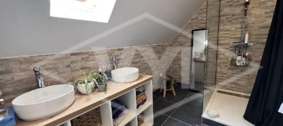 4 Schlafzimmer Haus in Combs-la-Ville, France, Nr. 317332 10