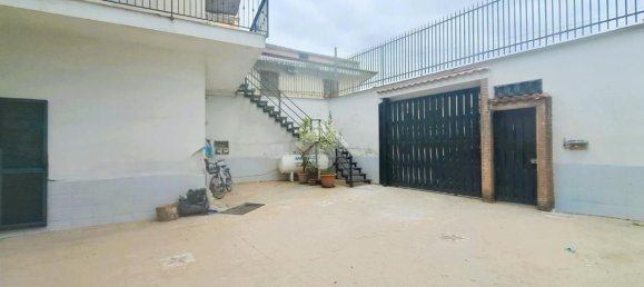 5 غرف نوم شقة في Carinaro, Italy رقم 355838 6