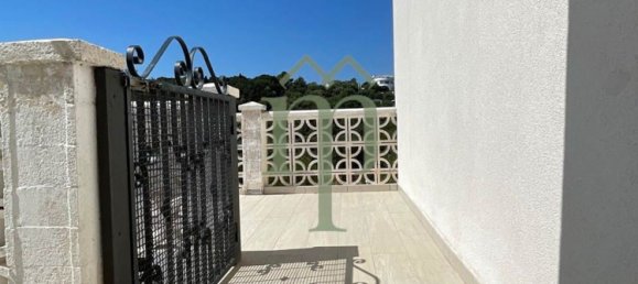 Вилла с 5 комнатами в Чистернино, Италия № 147539 11