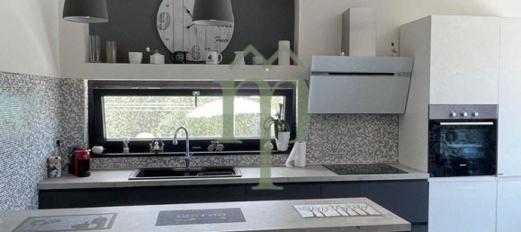 Вилла с 5 комнатами в Чистернино, Италия № 147539 2