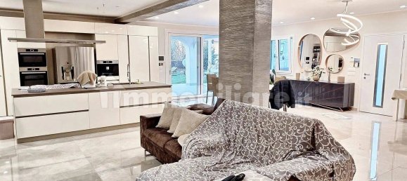 Villa de 3 dormitorios en Misilmeri, Italy No. 160349 3