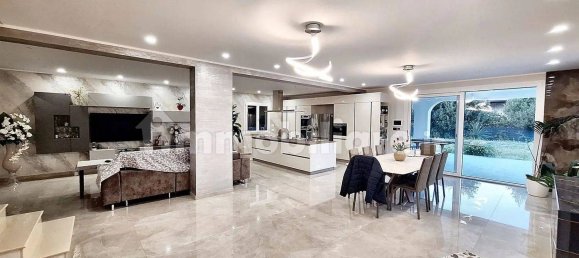 Villa de 3 dormitorios en Misilmeri, Italy No. 160349 2