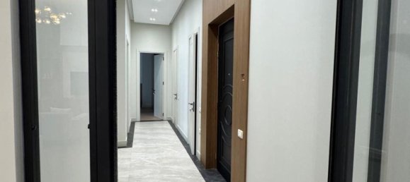 4 bedrooms Apartment in Khatay, Azerbaijan No. 1540 44