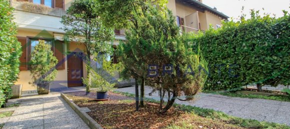 4 rooms House in Casorate Sempione, Italy No. 334210 34