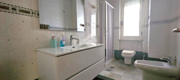 3 rooms Apartment in Naples, Italy No. 31595 8