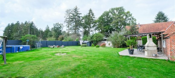 6 rooms House in Osterholz, Germany No. 165198 4