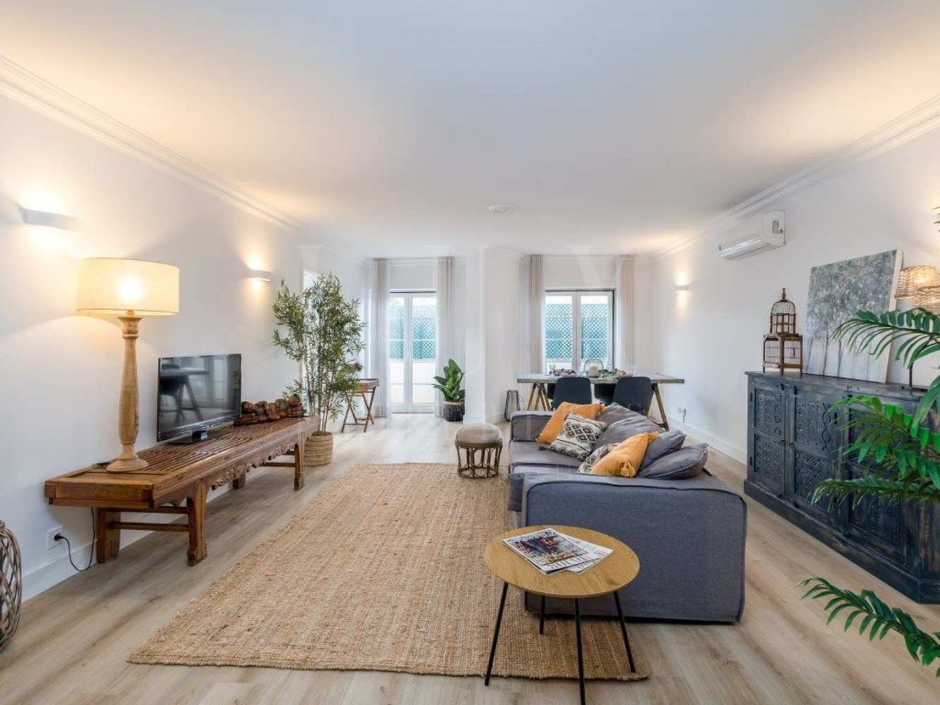 Apartamento de 2 dormitorios en Cascais, Portugal No. 102022