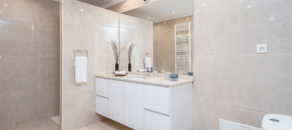 Apartamento de 2 dormitorios en Cascais, Portugal No. 102022 23