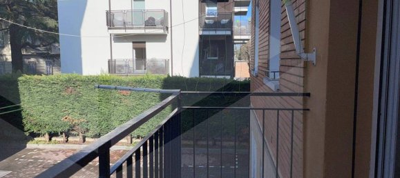 4 rooms Apartment in Bologna, Italy No. 21065 13