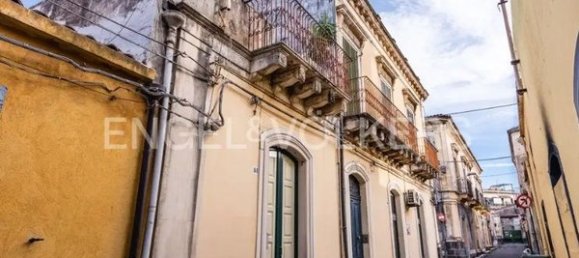 9غرفة منزل في Giarre, Italy رقم 130983 9